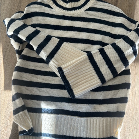 Abercrombie tuckable turtleneck sweater navy blue/white stripe - Picture 3 of 6